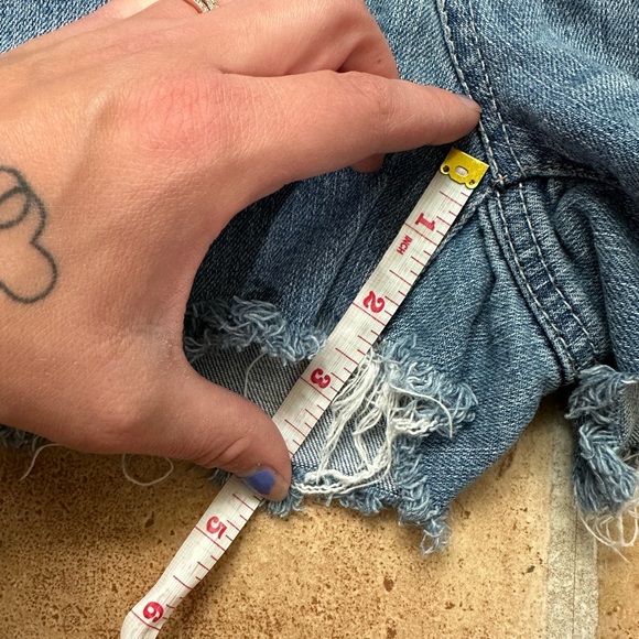 Aeropostale Jean Shorts size 7/8 - Picture 5 of 8